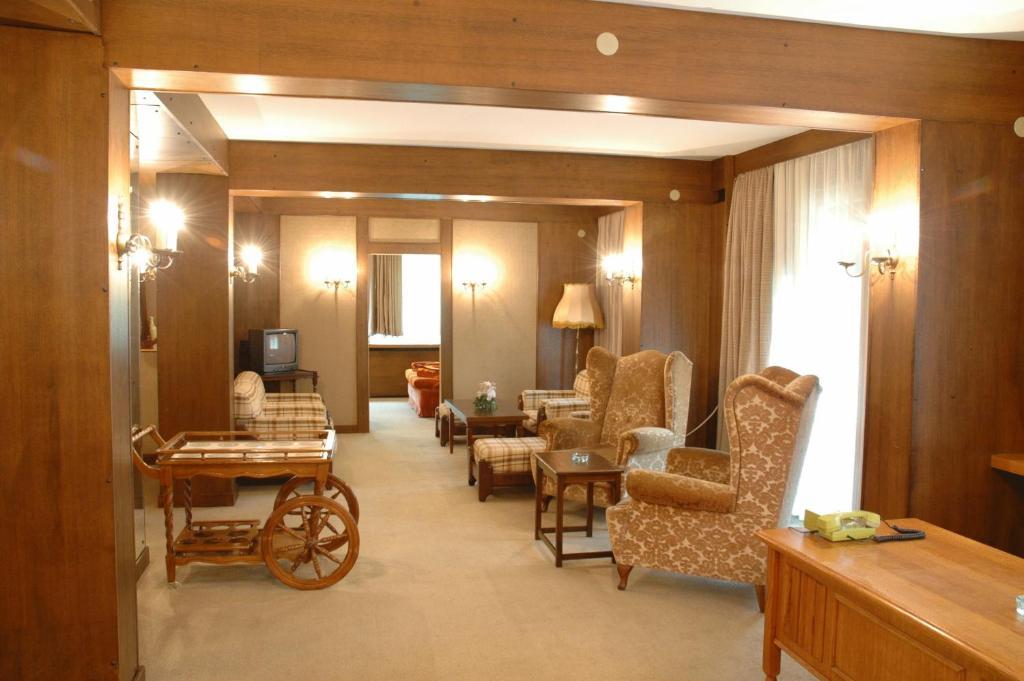 Sumarice Hotel Kragujevac Kültér fotó