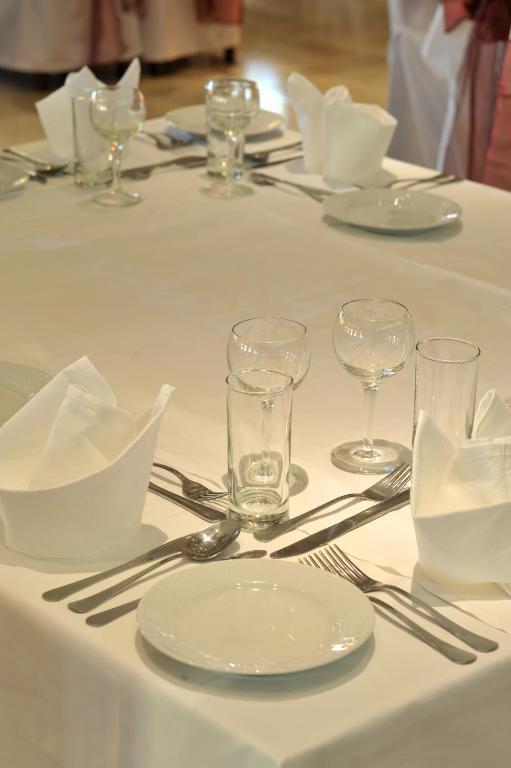 Sumarice Hotel Kragujevac Kültér fotó